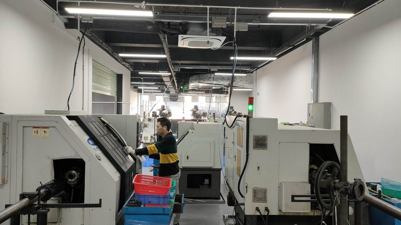 东莞数控车床与普通车床：一场工艺革新的较量